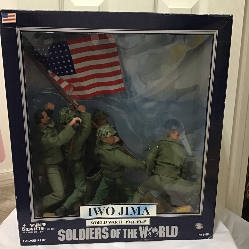 MILITARY SOLDIERS WORLD WAR II